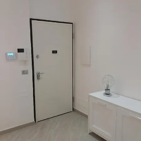 Bilocale Moderno In Centro Citta' Turin