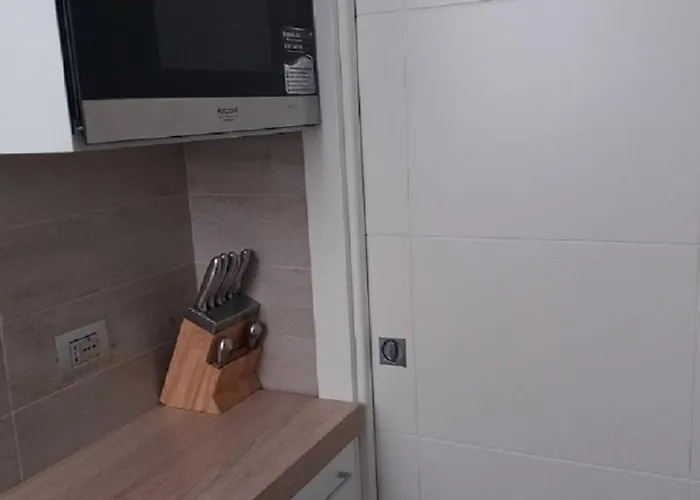 Bilocale Moderno In Centro Citta'