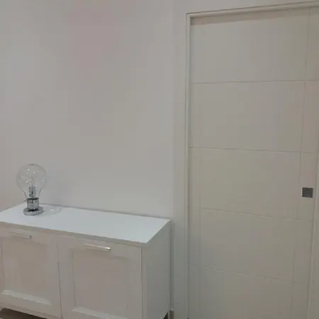 Apartamento Bilocale Moderno In Centro Citta' *