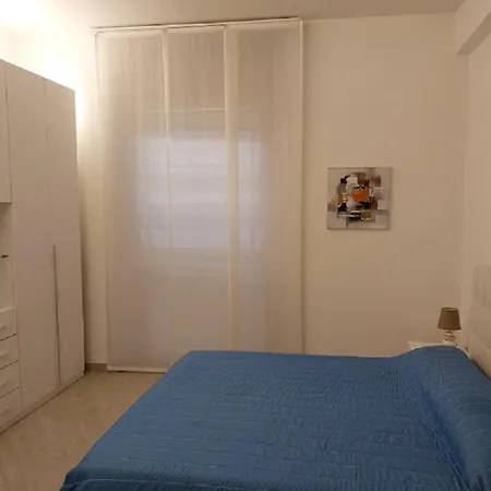 Апартаменты Bilocale Moderno In Centro Citta'